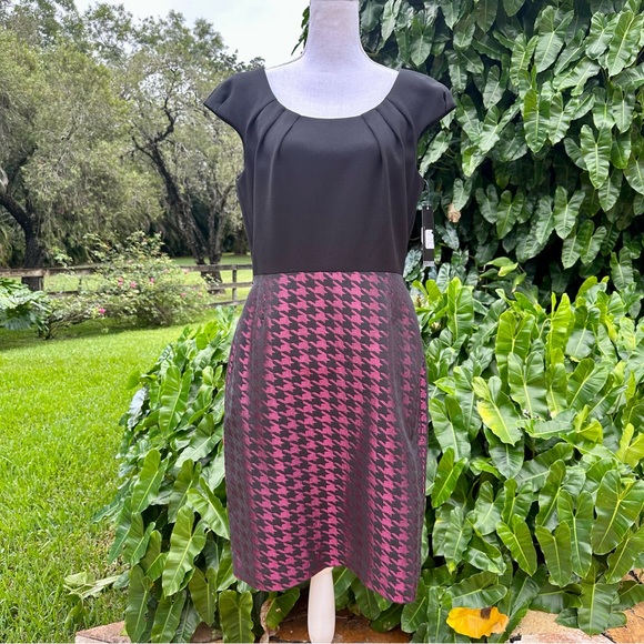 NWT! Alex Marie Black Raspberry Sheath Work/Office Dress - Picture 3 of 11